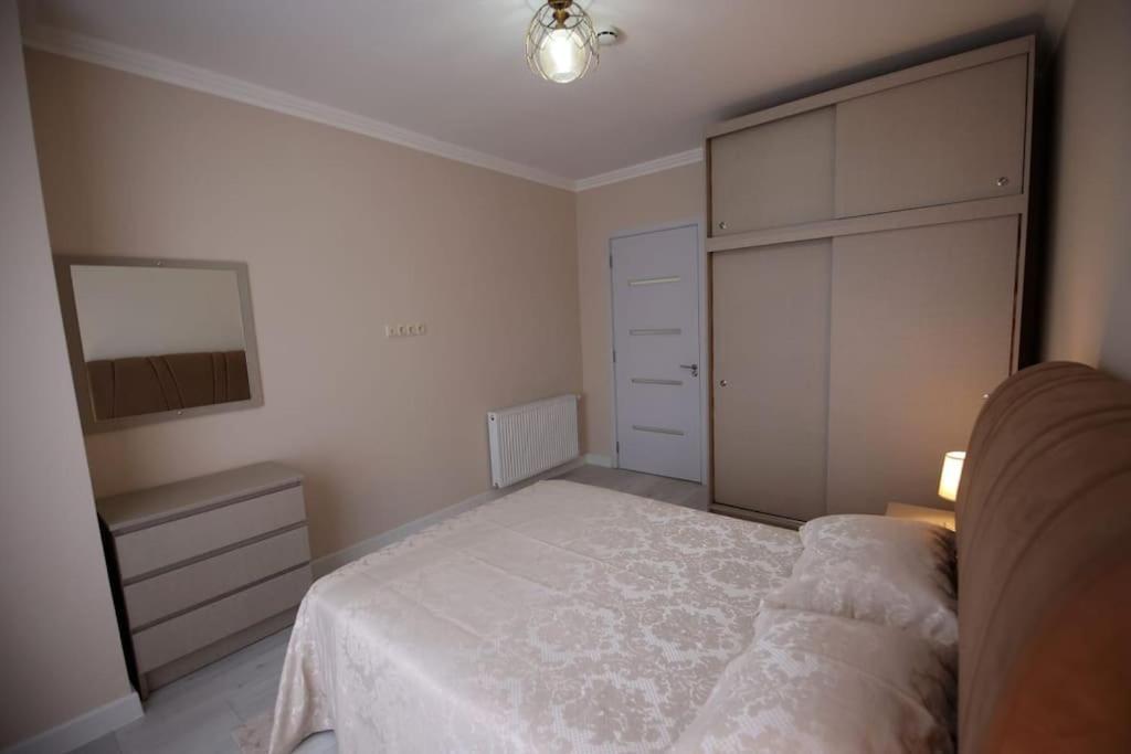 Persona Rooms Zugdidi Dış mekan fotoğraf