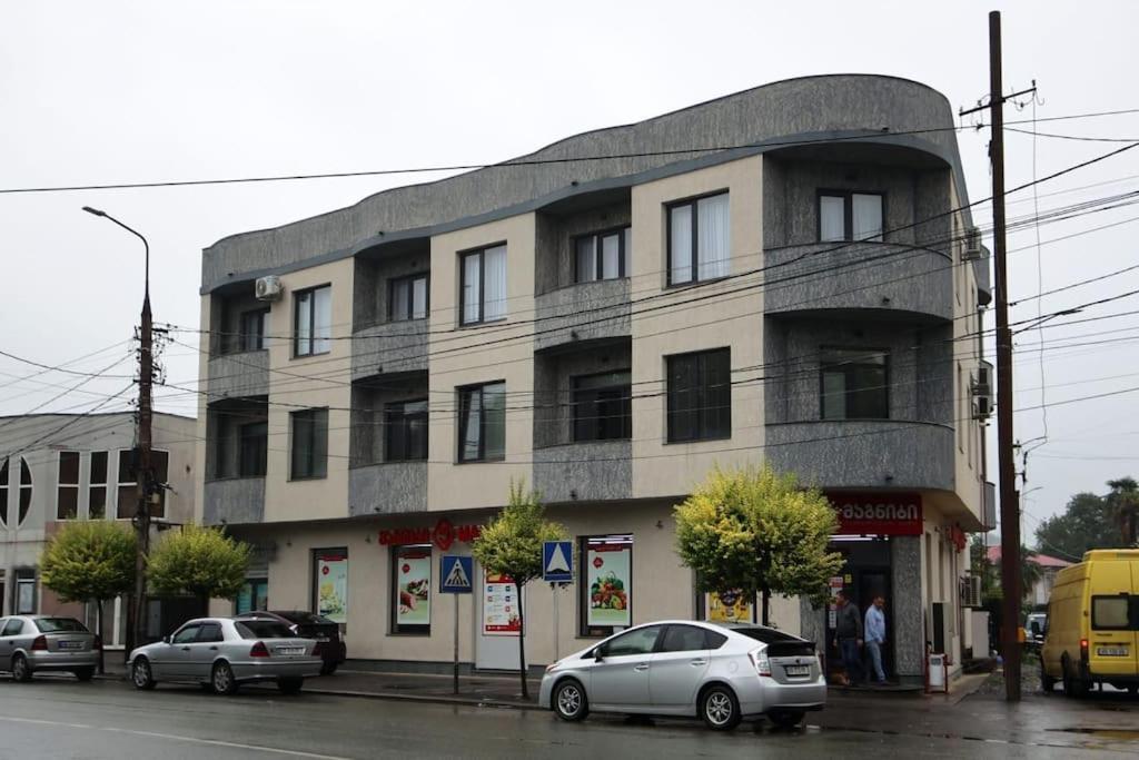 Persona Rooms Zugdidi Dış mekan fotoğraf
